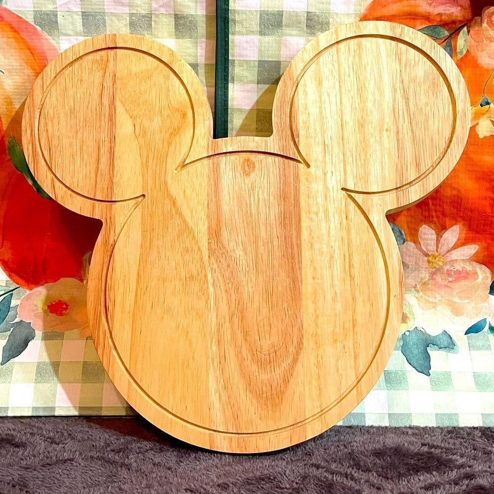 Disney Mickey Mouse wooden serving board NWT